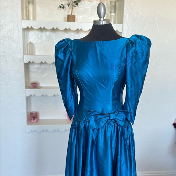 80s Formal Dress - Picture 1 of 5